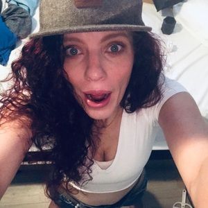 Meet your Posher, Tina